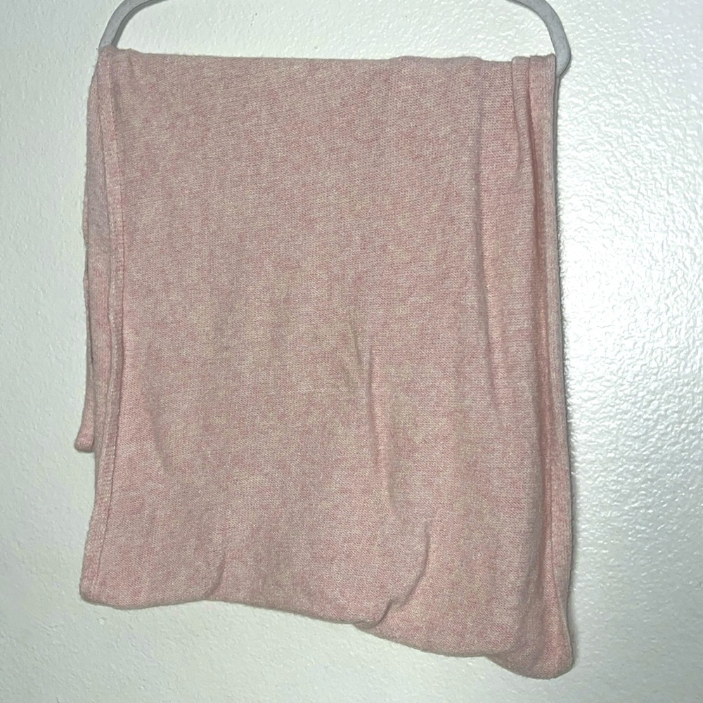 Cynthia Rowley Infinity Scarf Knit Pink - Picture 3 of 3